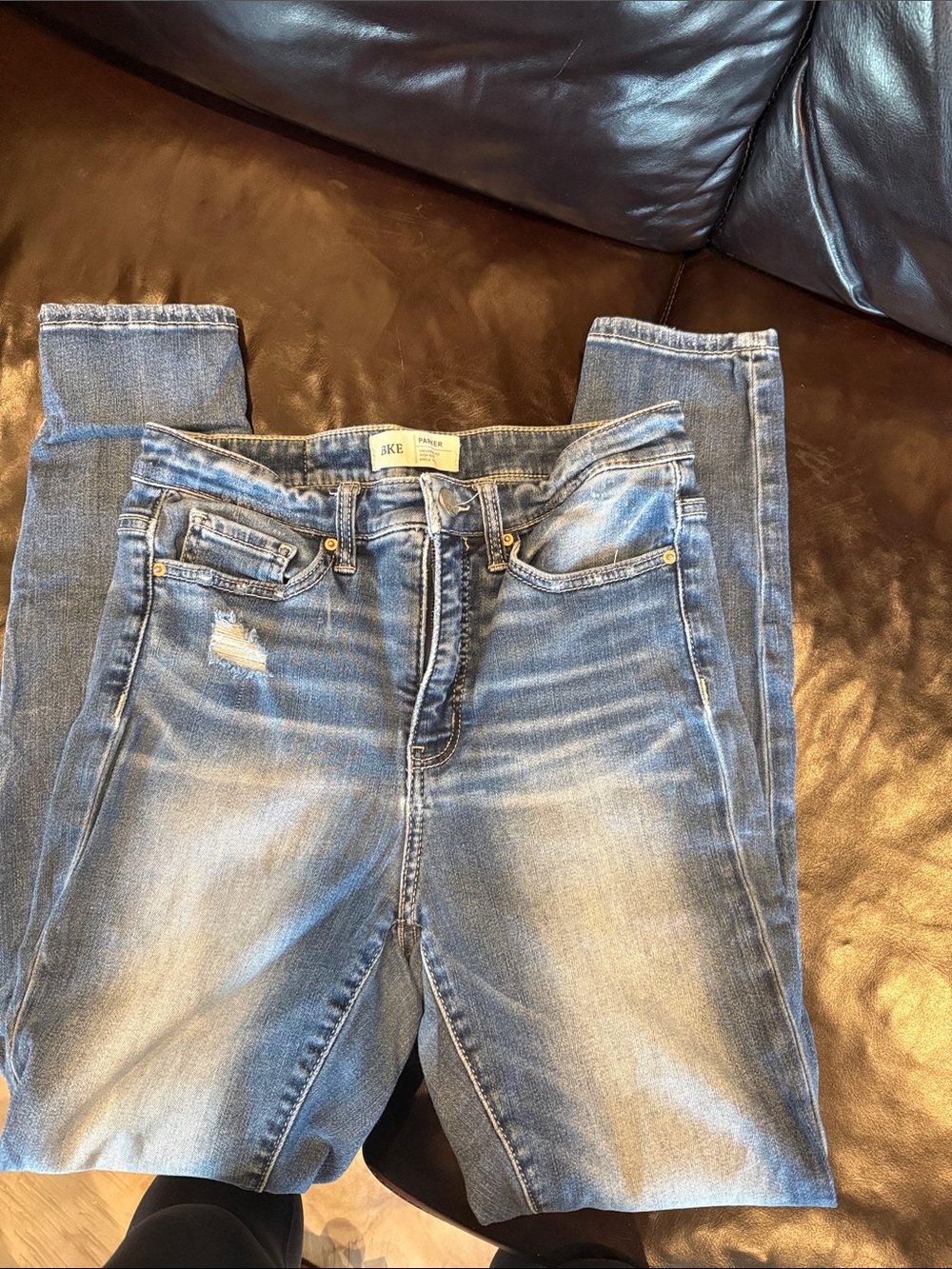 BKE Women's Light Blue Skinny Jeans with Subtle Distressing